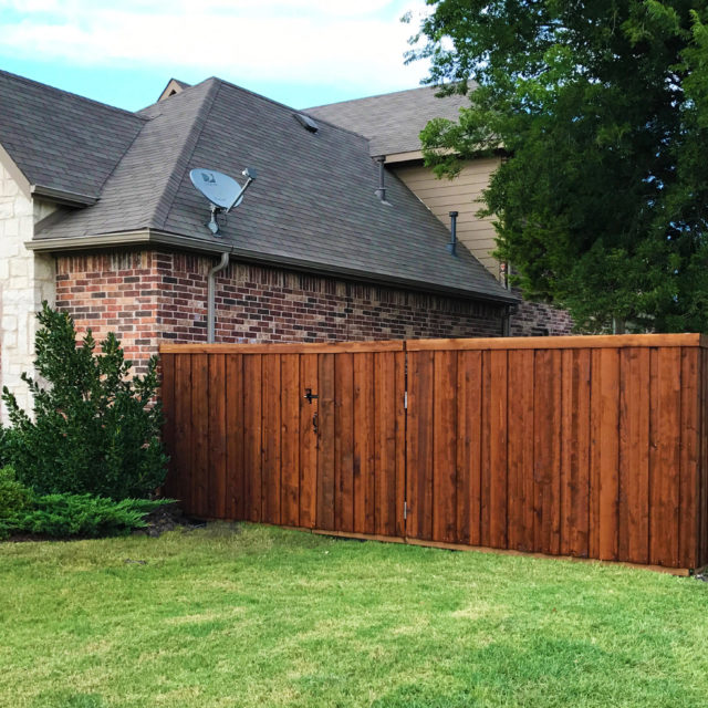 Privacy Fence Companies Plano 8 ft Tall Board on Board Wood Fences